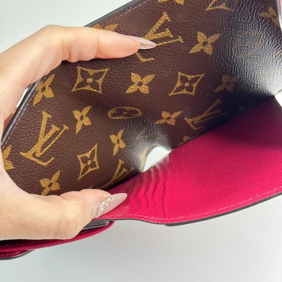 Louis Vuitton Sarah Multicartes Wallet Monogram Canvas - Picture 8 of 8